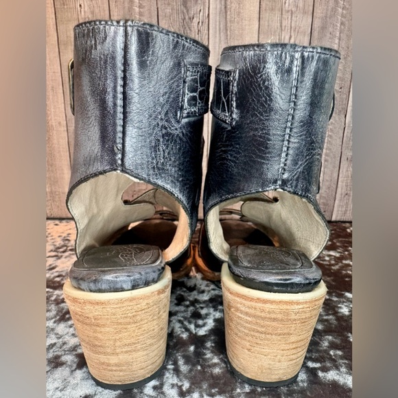 FREEBIRD Quail Black Multi Distressed Strappy Sandals Size 9 - Picture 10 of 14